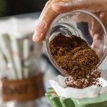 Café com pedras: Proibição a 19 marcas e indenização de 10 mil