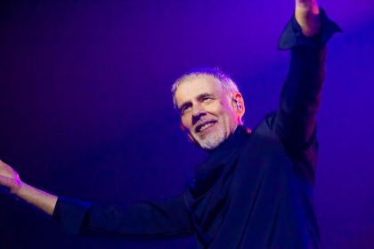 Ritchie lança álbum com músicas inéditas em março