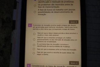 Resolva O Sistema De Equações Abaixo E Assinale A Alternativa Que Apresenta A Solução Correta Para Ele.