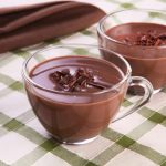Chocolate Quente Com Creme De Leite