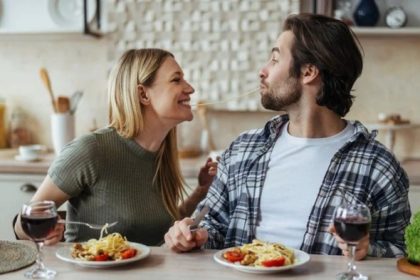 8 receitas para um jantar romântico inesquecível