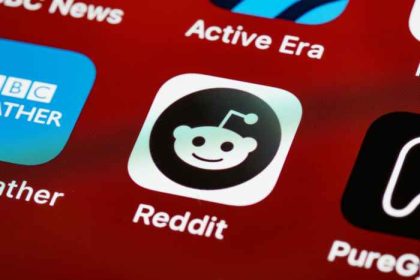 Reddit Global Offensive